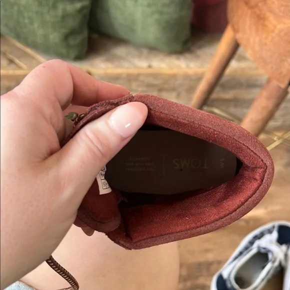 Tom’s Brown Lace-Up Boots - Picture 6 of 6